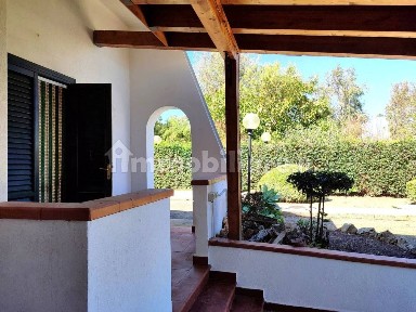Villa unifamiliare via Dei Normanni, 93, Campofelice di Roccella