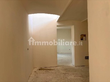 Pistoia, Vergine, Via Gorizia, 34