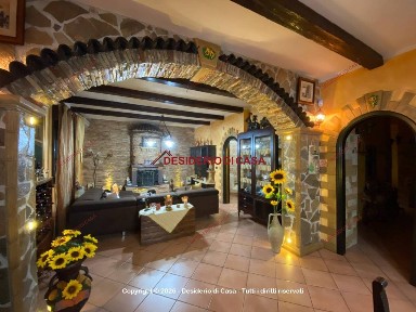 Villa unifamiliare via Burrone Danigarci, Centro, Termini Imerese