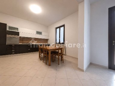 Trilocale via Vincenzo Gioberti 33, Centro, Agliana