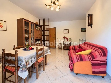 Trilocale via Andrea Doria 12B, Bottegone, Pistoia