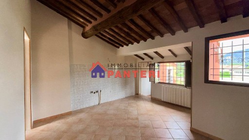 Trilocale via di Campo 13, Alberghi, Via Romana, Pescia Morta, Pescia