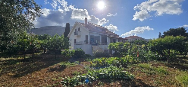 Villa unifamiliare via Giuseppe Villaroel 5, Cardillo, Palermo