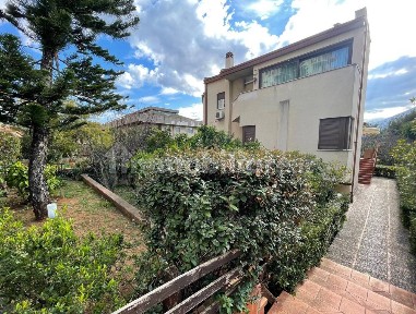 Villa unifamiliare via Monti Iblei, Strasburgo - Belgio, Palermo