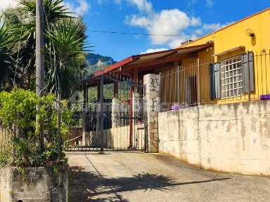 Villa unifamiliare Contrada Pernice, Termini Imerese