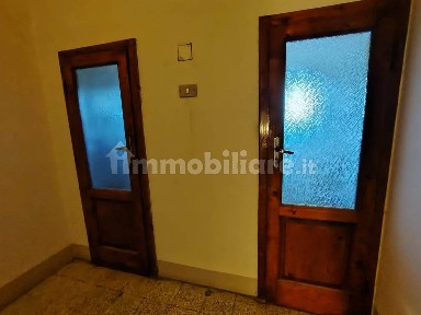 Trilocale ottimo stato, terzo piano, Barile - Spazzavento, Pistoia
