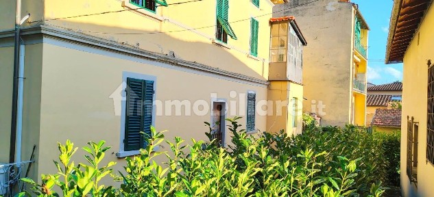 Trilocale da ristrutturare, piano terra, Centro Storico, Pistoia