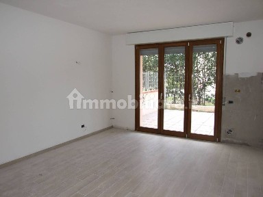 Trilocale nuovo, primo piano, Centro, Agliana
