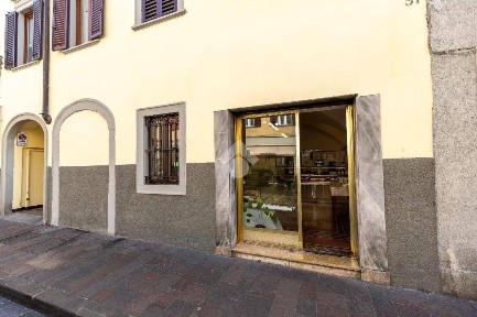 Bergamo, Corridoni, Via Borgo Santa Caterina, 51