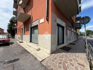 Bergamo, Borgo Palazzo, Via delle Valli, 21