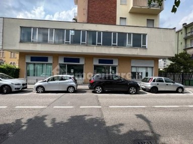 Alzano Lombardo, VIA ROMA, 31