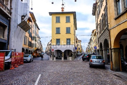 Bergamo, Centro, Via Giovanni Battista Moroni, 36