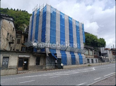 Negozio all'asta Località Ponte Selva, Parre