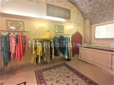 Clusone, Via Carpinoni