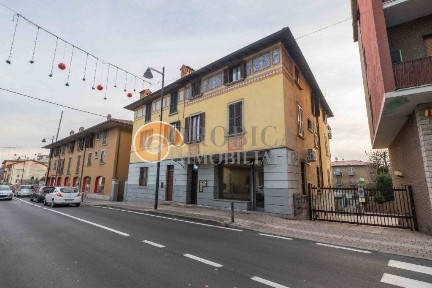 Sorisole, Via Martiri della Libertà, 71