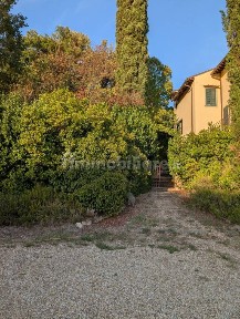 Trilocale buono stato, secondo piano, Galluzzo, Firenze