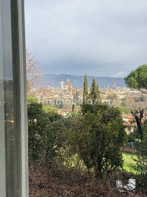 Bilocale via Ugo Foscolo 32, Porta Romana, Firenze