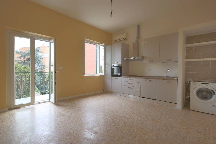 Firenze, Mazzini - Oberdan, Via Mannelli, 83