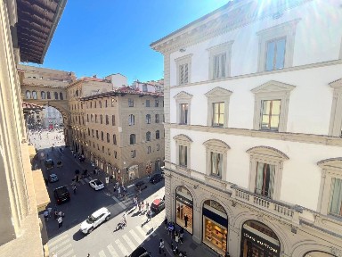 Firenze, Piazza della Repubblica, via Via Strozzi