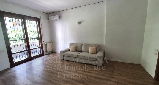 Appartamento via Ottorino Respighi, Novoli, Firenze