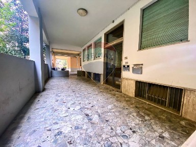 Trilocale buono stato, secondo piano, Leopoldo - Vittorio Emanuele - Statuto, Firenze