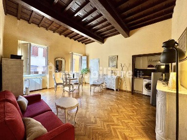 Firenze, Piazza della Repubblica, Via della Vigna Nuova