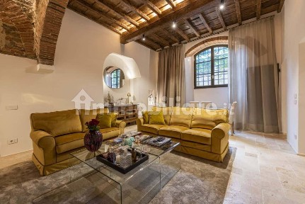 Bilocale via Toscanella, Ponte Vecchio - Pitti, Firenze