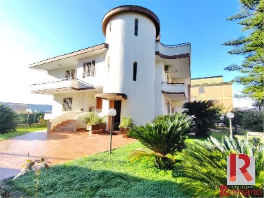 Santa Maria Capua Vetere, traversa privata merola, 70