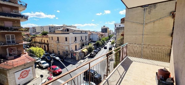 Caserta, Acquaviva, Via Giulio Antonio Acquaviva, 64