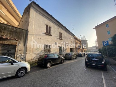 Quadrilocale via delle Ville 26, Centro Storico - Corso Trieste, Caserta