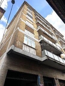 Quadrilocale via Nino Bixio 166, Centro, Maddaloni