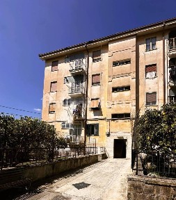 Maddaloni, Via Giordano Bruno, 23