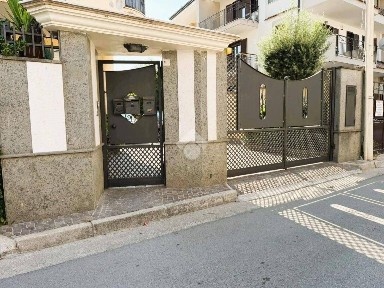 Gricignano di Aversa, Via San Salvatore, 8