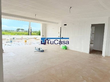 Lusciano, Viale della Libertà, 56