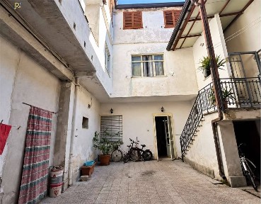 Marcianise, Via Giacomo Puccini 11