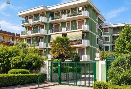 Appartamento all'asta via Francesco Petrarca 18, Caserta