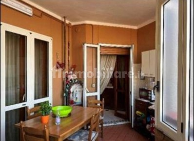 Appartamento all'asta via San Razzino 12, Mondragone