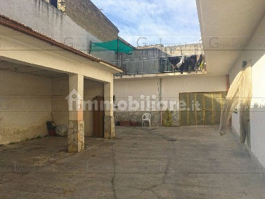 Mondragone, Via Fratelli Bencivenga