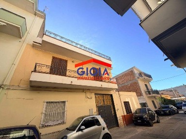 Mondragone, Via Pescara, 72