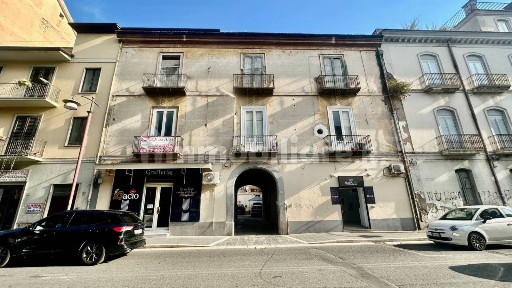 Caserta, Ferrarecce - Università, Via Roma