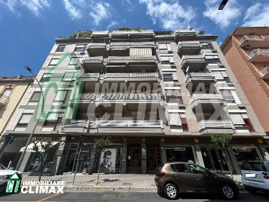 Caserta, Centro Storico - Corso Trieste, Via Francesco Ricciardi, 35
