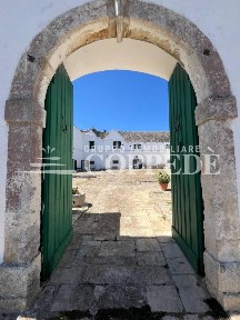 Masseria via Mottola, Martina Franca