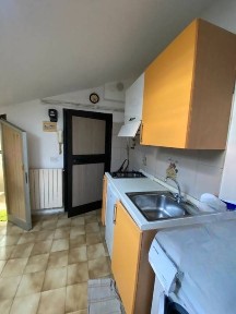 Mansarda buono stato, 15 m², Centro Storico, Imola