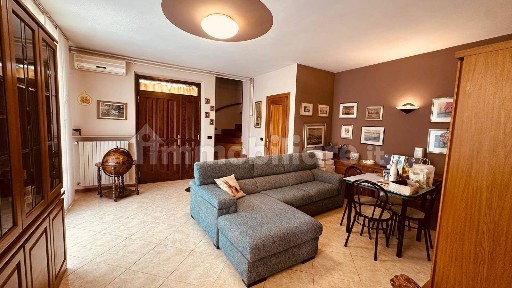 Terratetto unifamiliare 469 m², ottimo stato, Cereta, Volta Mantovana