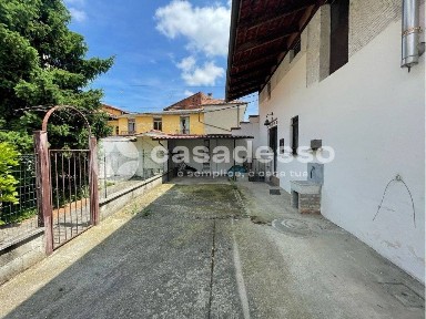 Villa a schiera corso Leone Giordano 51, Centro, Livorno Ferraris