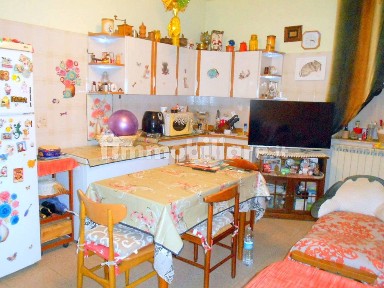 Villa a schiera via Giuseppe Mazzini 80/82, Motta Dè Conti, Motta de' Conti