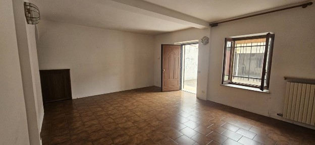 Villa a schiera via Giuseppe Verdi 16, Villata