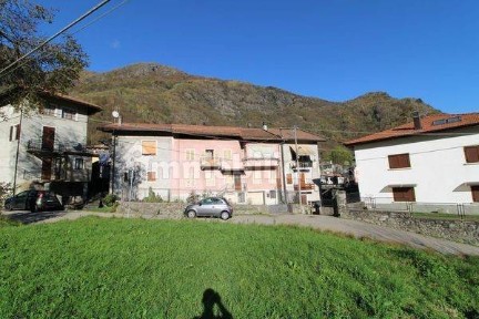 Villa a schiera Strada Provinciale di Alagna 1, Valmaggia, Varallo