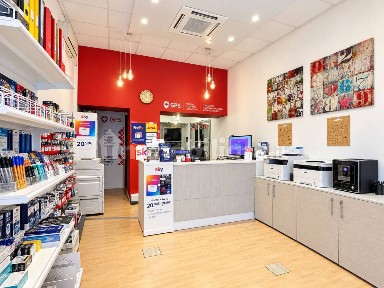 Locale commerciale in Vendita