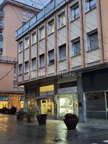 Borgosesia, Via Roma, 6